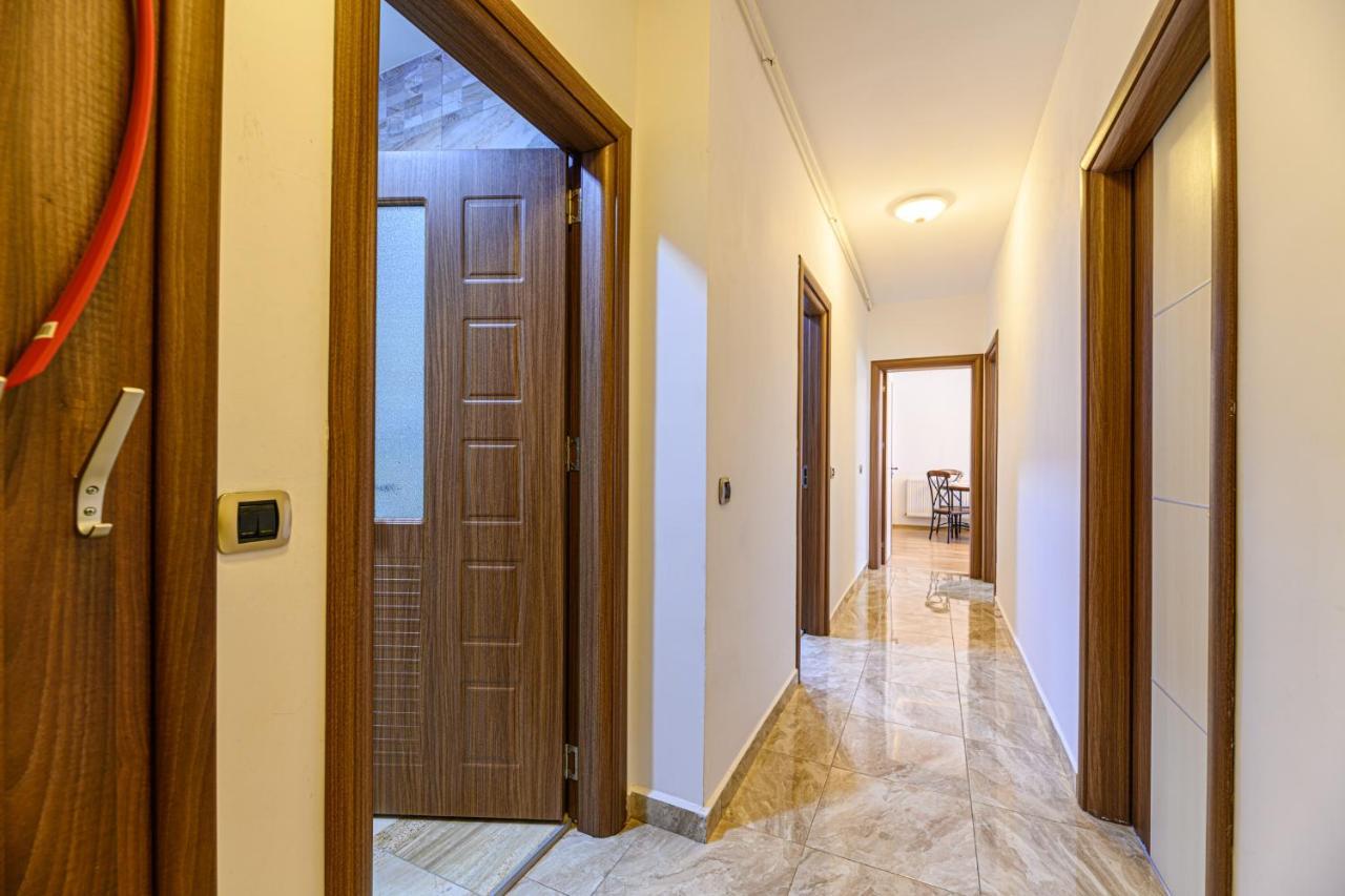 Jad - Comfortable - 3 Rooms Apartments Isaran Coresi Brasov Exterior photo