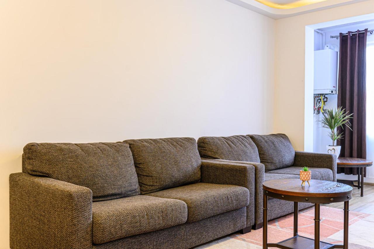 Jad - Comfortable - 3 Rooms Apartments Isaran Coresi Brasov Exterior photo